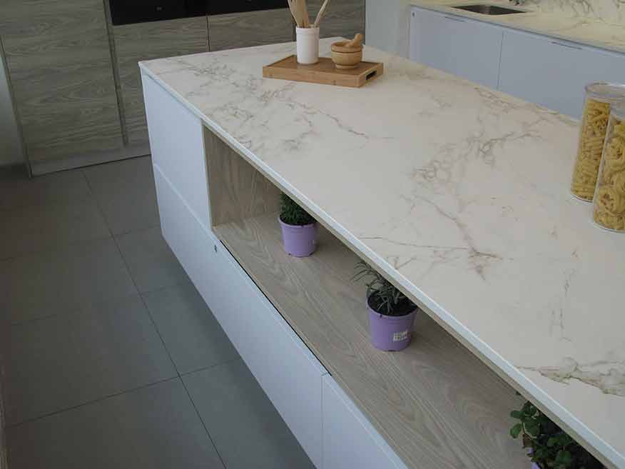 Isla de cocina en Dekton Entzo